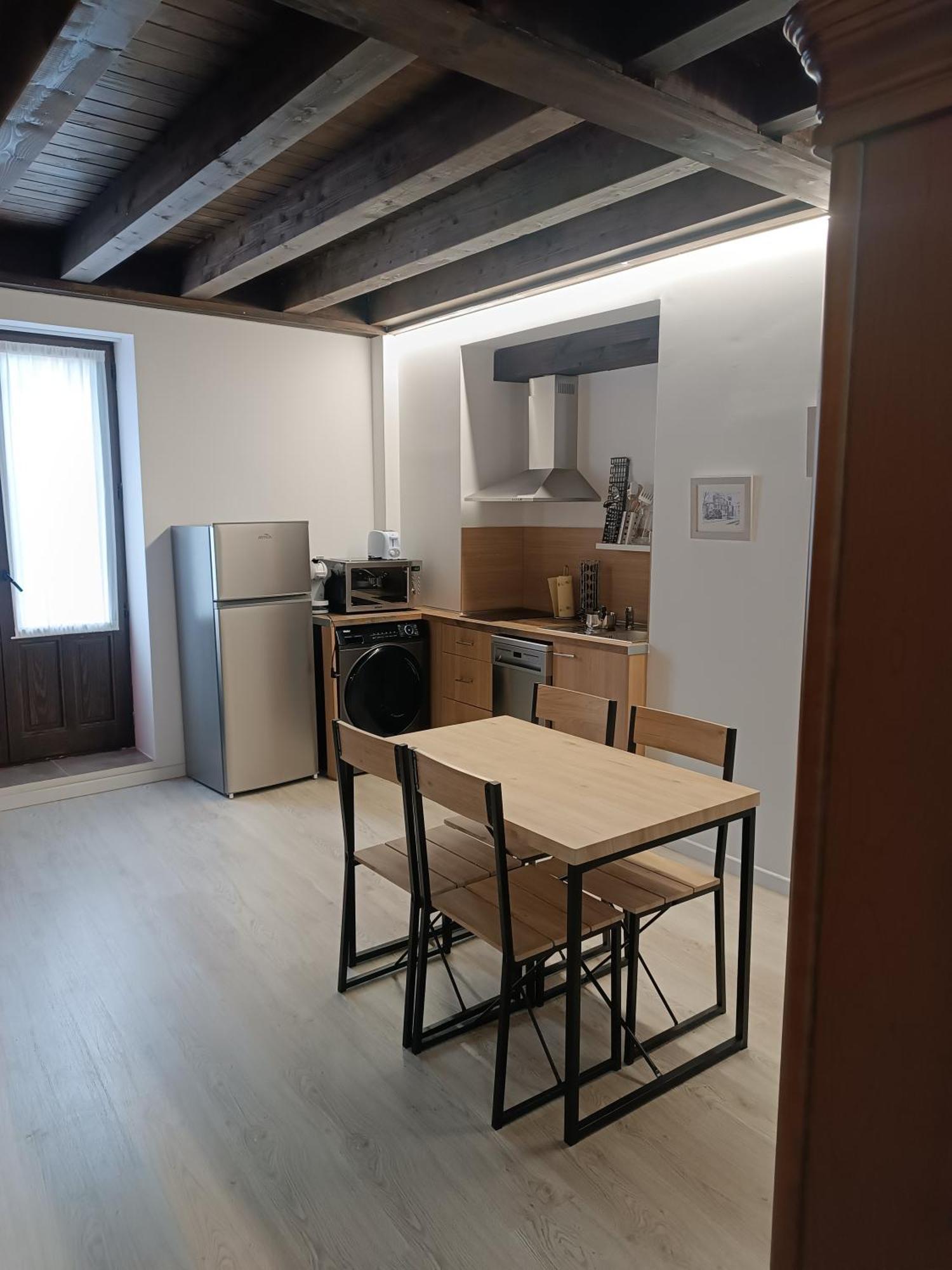 Apartamentos Turisticos Avila Puerta Del Puente 1-3 Exteriér fotografie