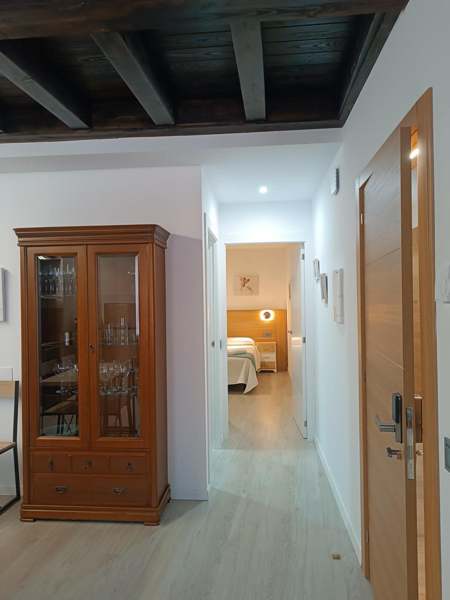 Apartamentos Turisticos Avila Puerta Del Puente 1-3 Exteriér fotografie